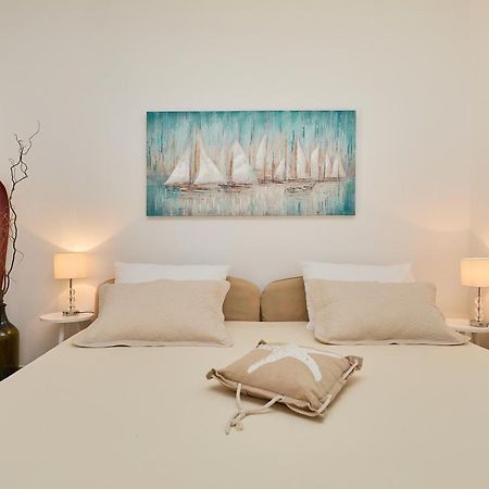 Studio Dolores-Apartment By The Sea Maranovići Esterno foto