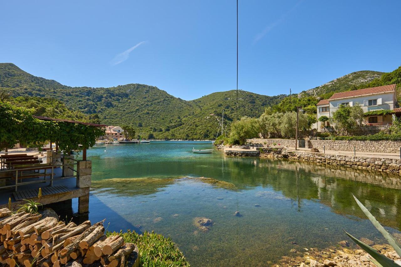 Studio Dolores-Apartment By The Sea Maranovići Esterno foto